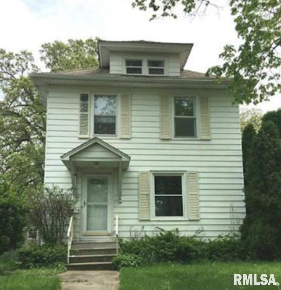 1531 29 1/2 St., Rock Island, IL 61201
