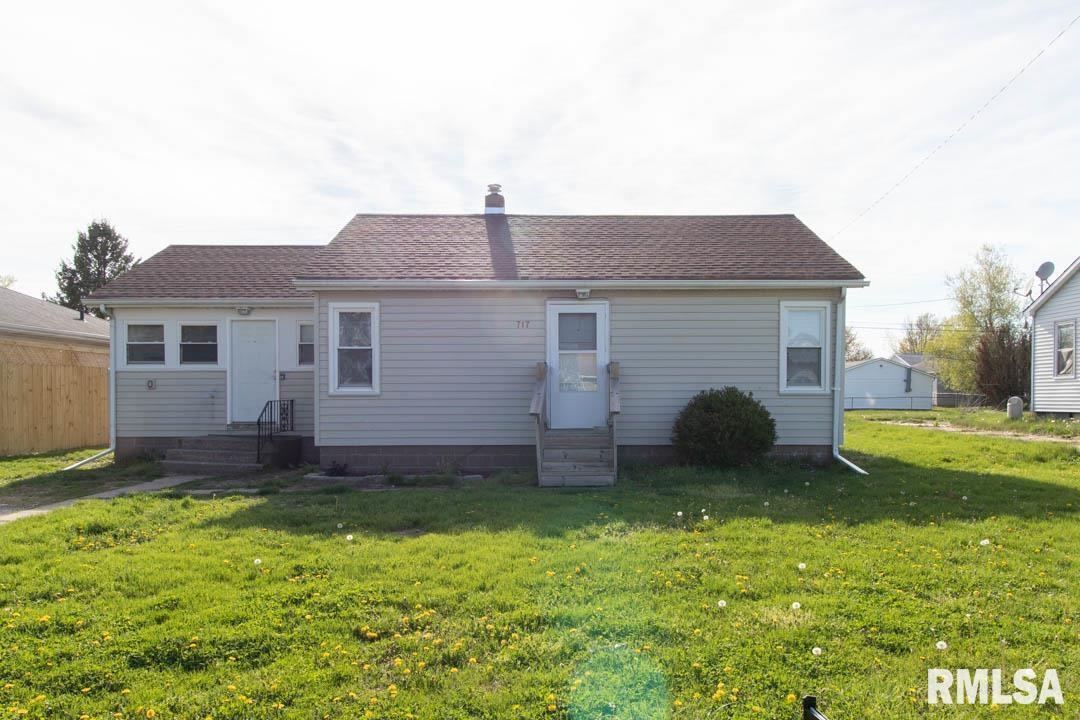 717 2nd St., Colona, IL 61241