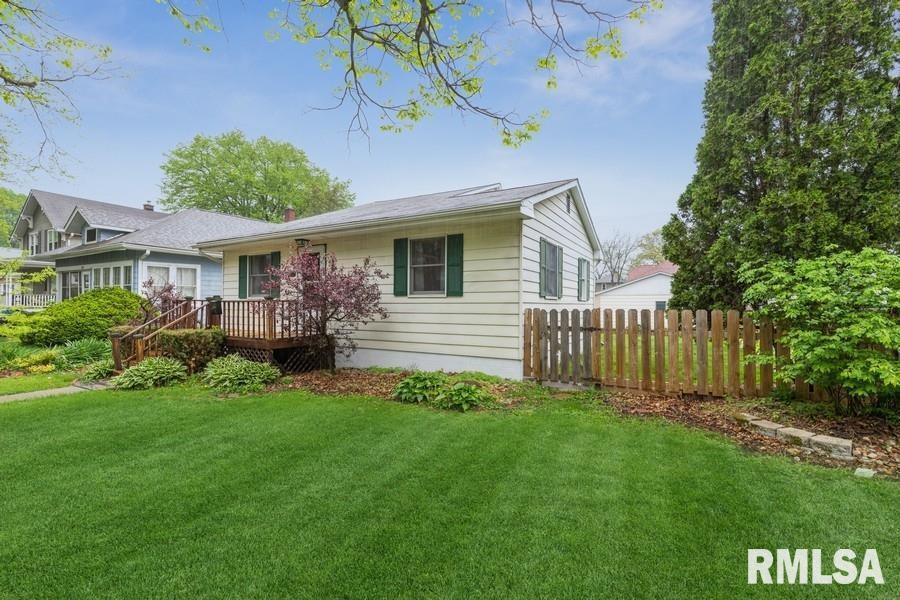 1727 36th St., Rock Island, IL 61201