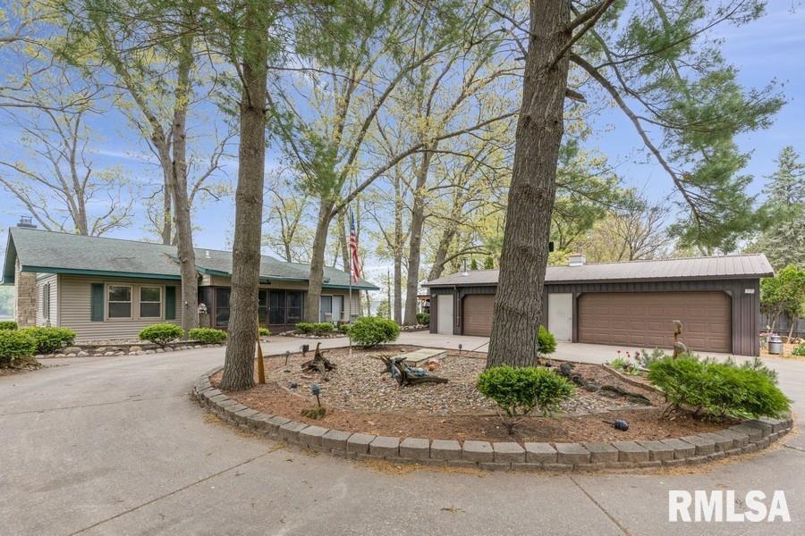 18520 River Rd., Cordova, IL 61242