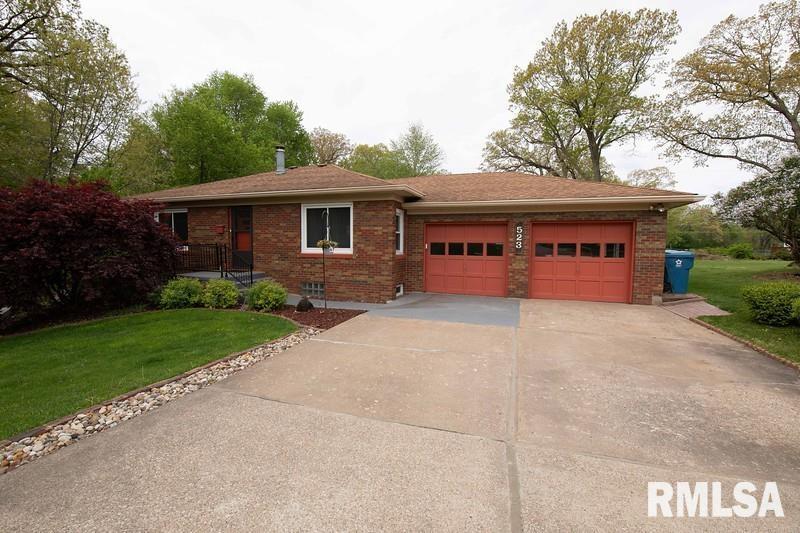 523 Forest Rd., East Moline, IL 61244