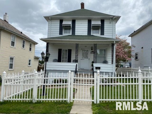 125 5th St., Silvis, IL 61282