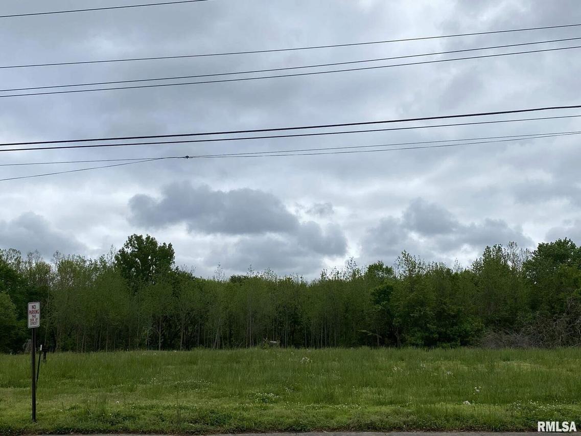 1501 Shomaker Dr., Murphysboro, IL 62966