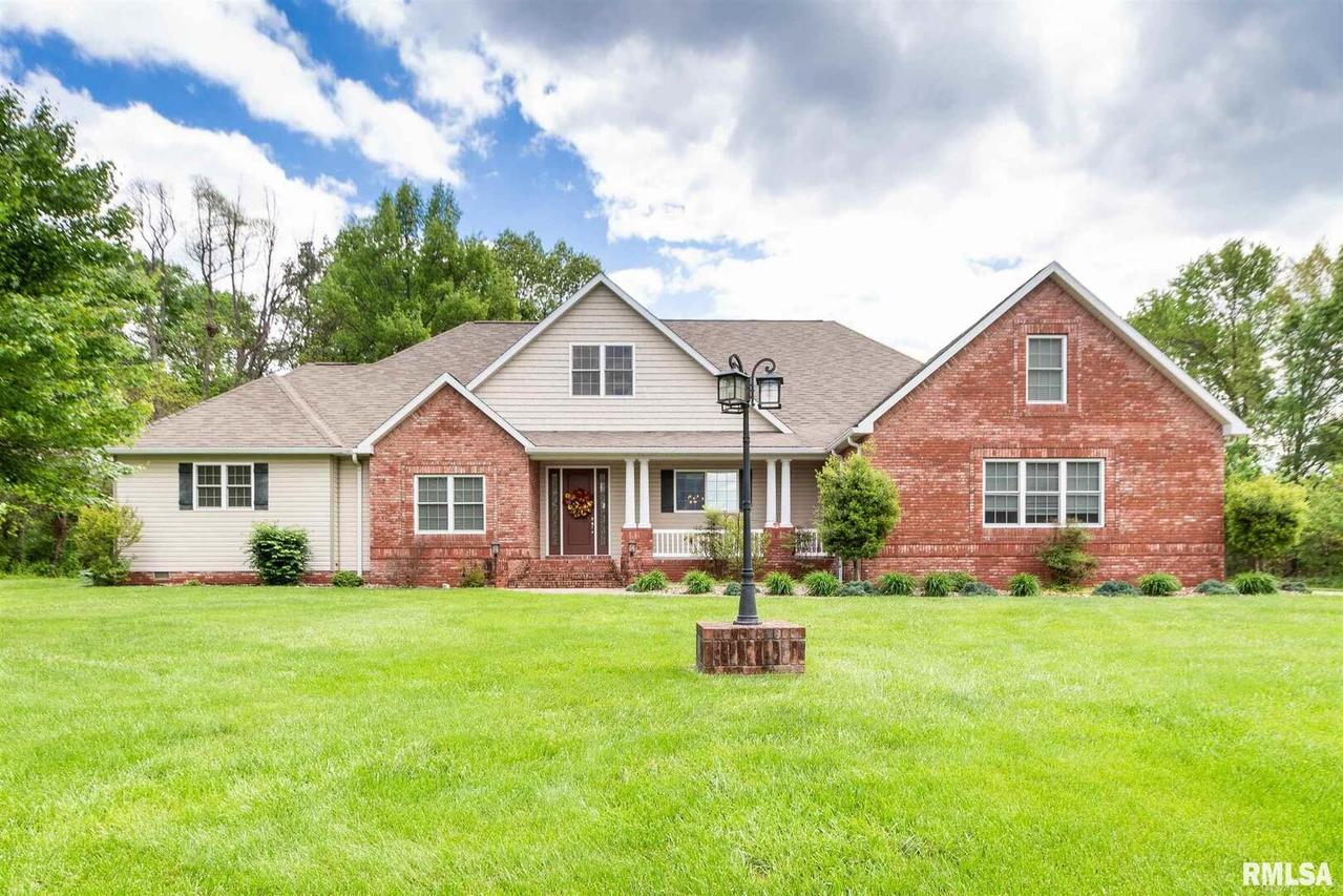 1817 Sherry Ln., Carterville, IL 62918