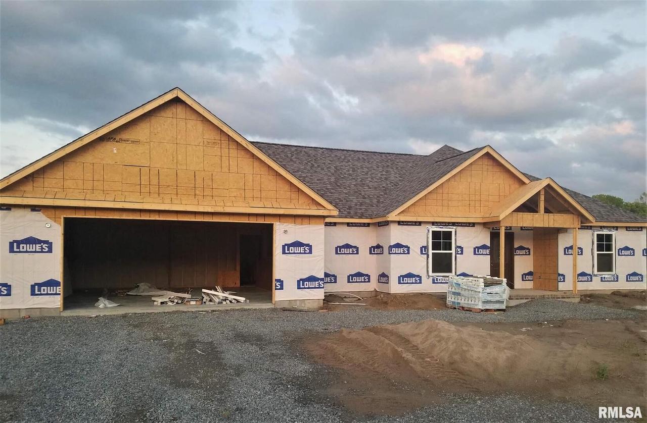 4004 Cypress Grove Pl., Marion, IL 62959