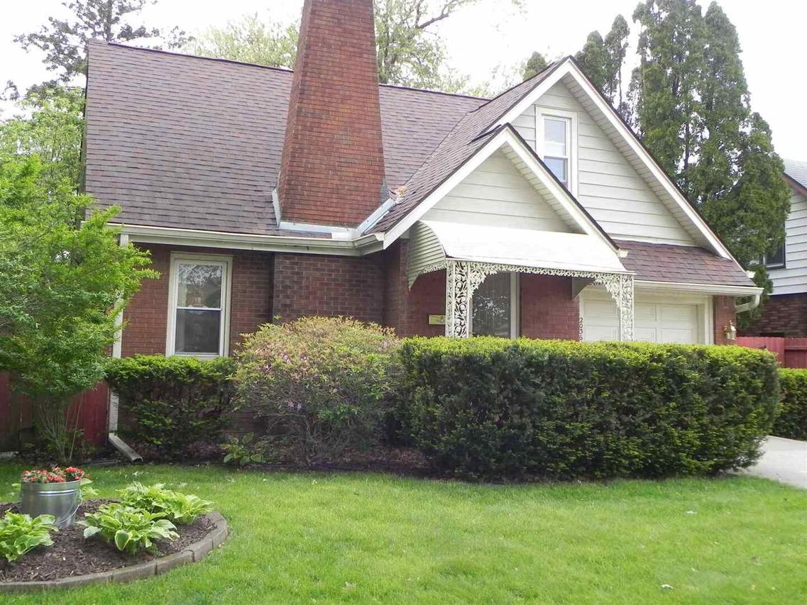 2036 40th St., Rock Island, IL 61201