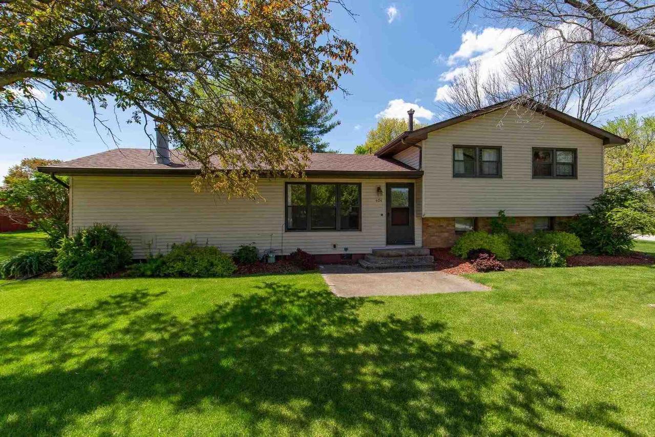 404 Cedar St., Andover, IL 61233