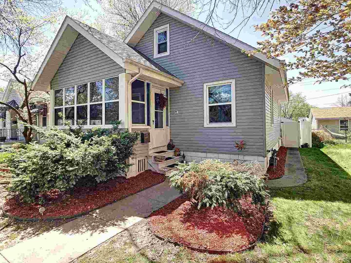 2331 30th St., Moline, IL 61265