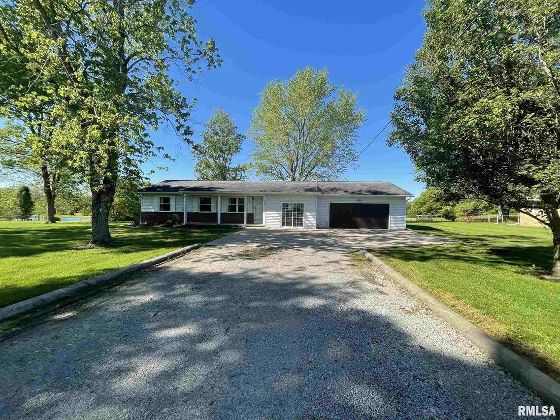 985 Old Route 146 Loop, Vienna, IL 62995