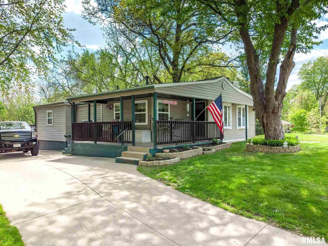 604 11th Ave., Colona, IL 61241