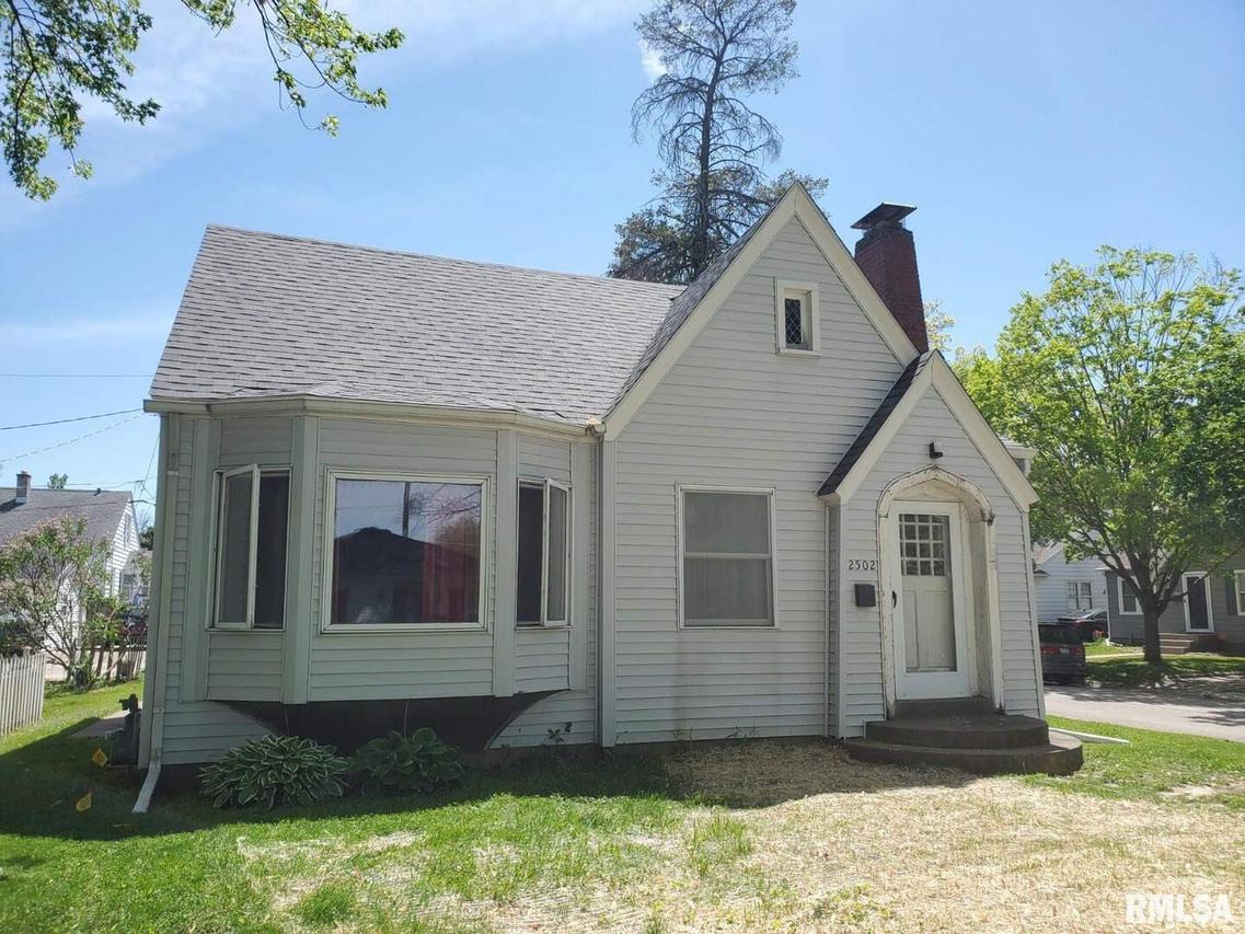 2502 23rd Avenue Ct., Moline, IL 61265