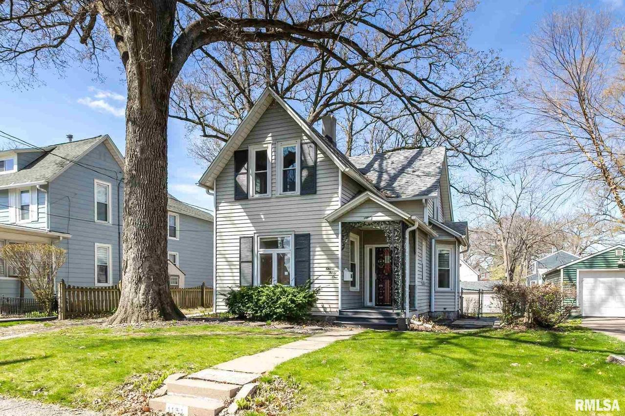 1131 24th St., Moline, IL 61265