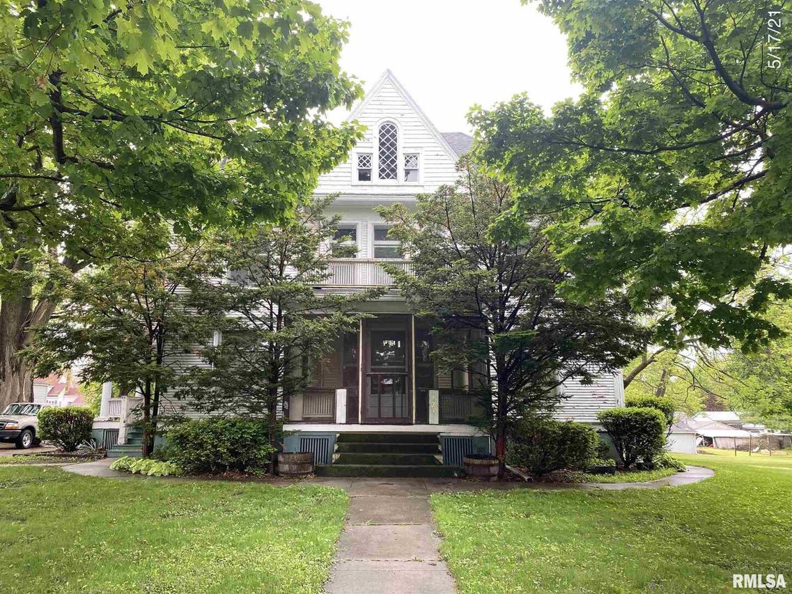 121 N College Ave., Geneseo, IL 61254
