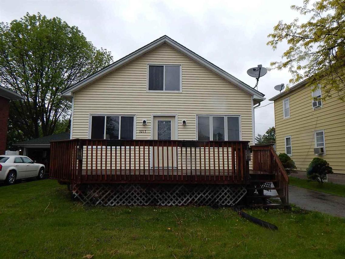 3217 18th Ave., Rock Island, IL 61201