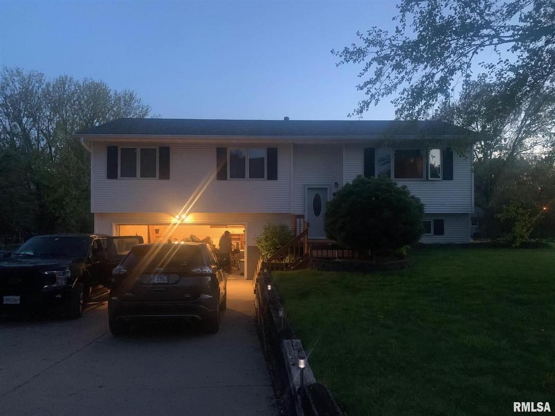 139 Henry Dr., Orion, IL 61273