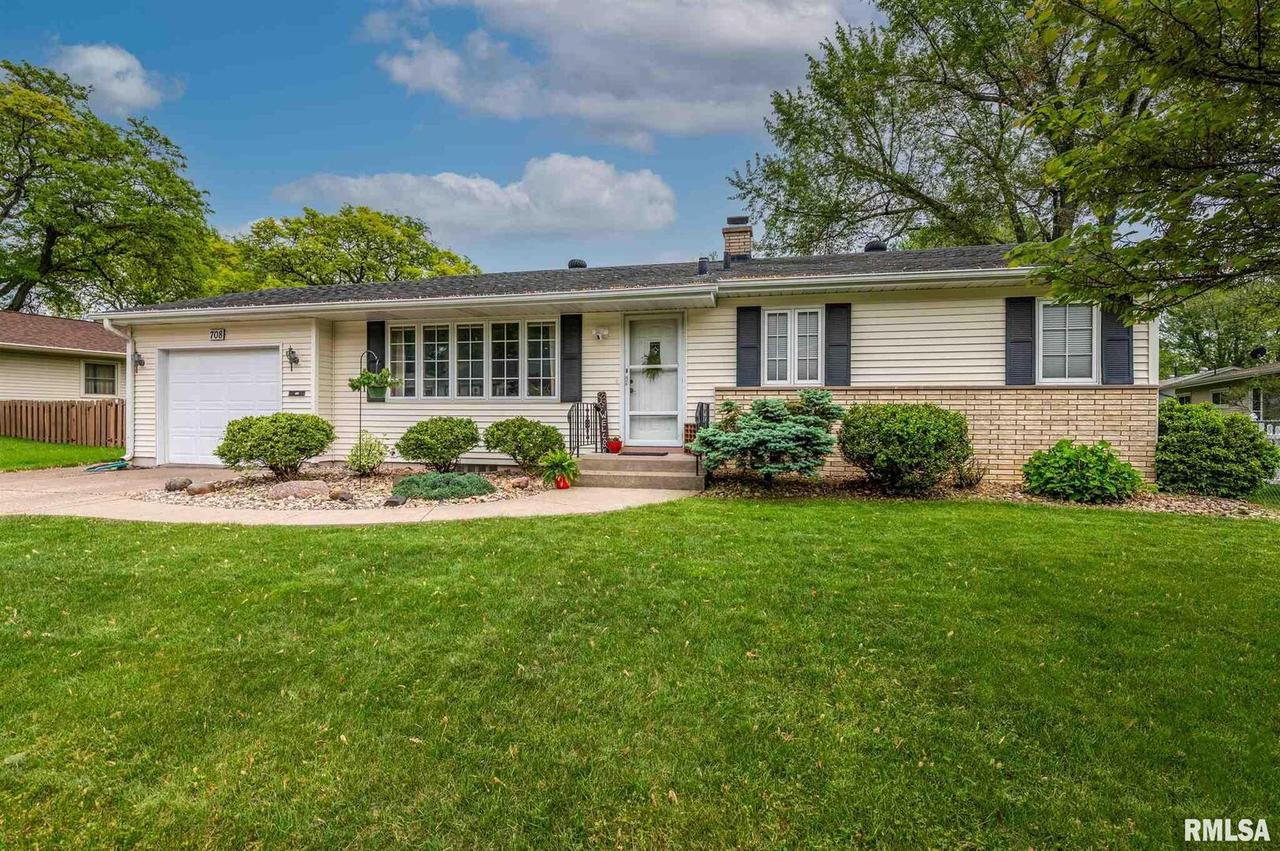 708 36th Ave., East Moline, IL 61244