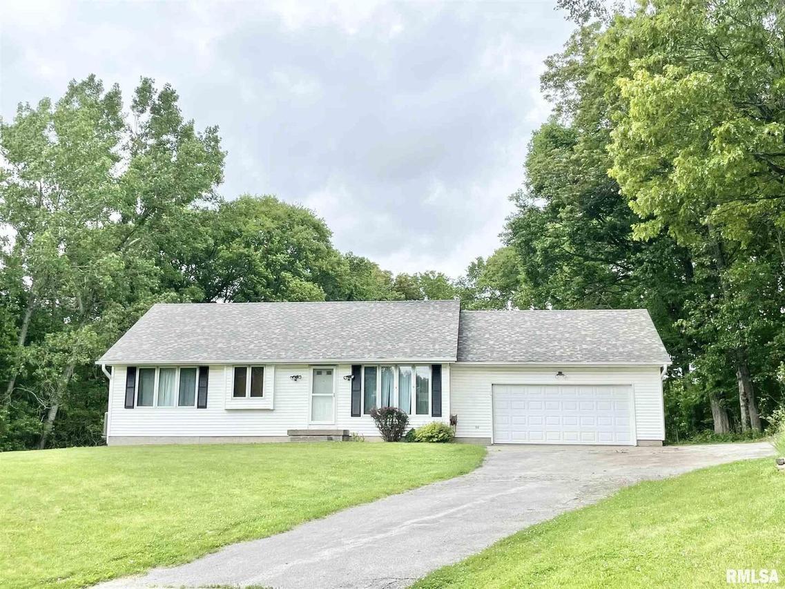 31027 W 190th Ave., New Boston, IL 61272