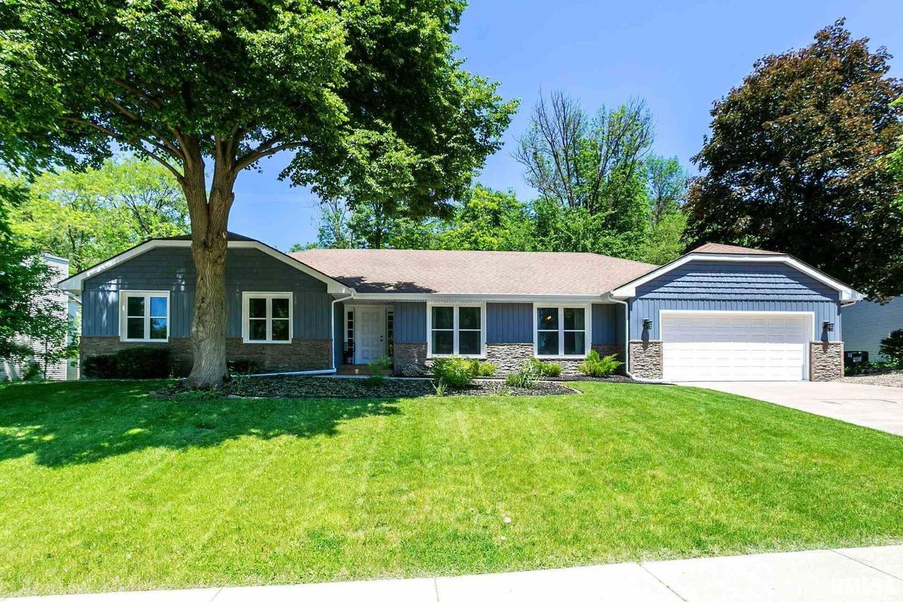 9 Deer Run, Rock Island, IL 61201