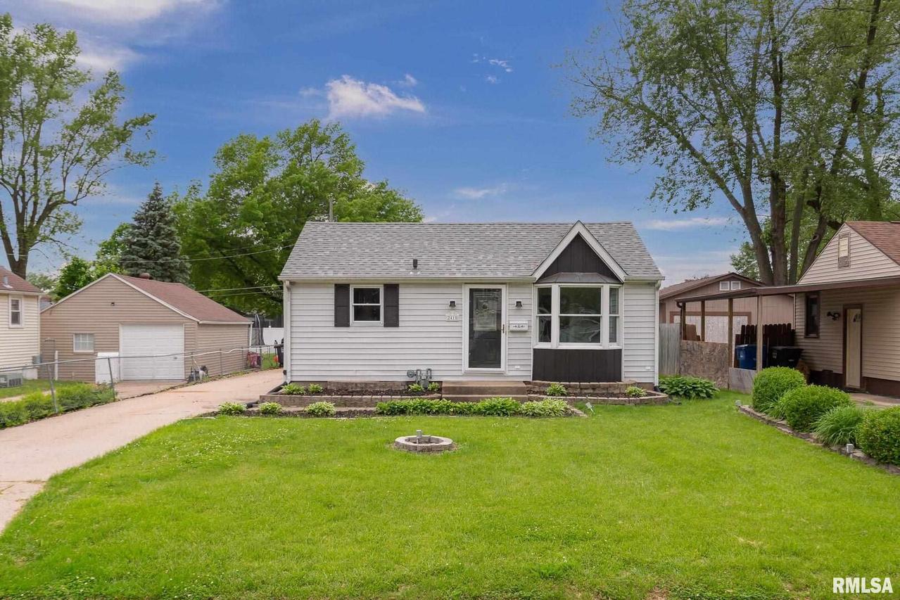 2415 45th St., Moline, IL 61265
