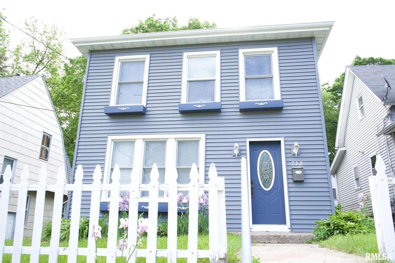 732 25th St., Moline, IL 61265