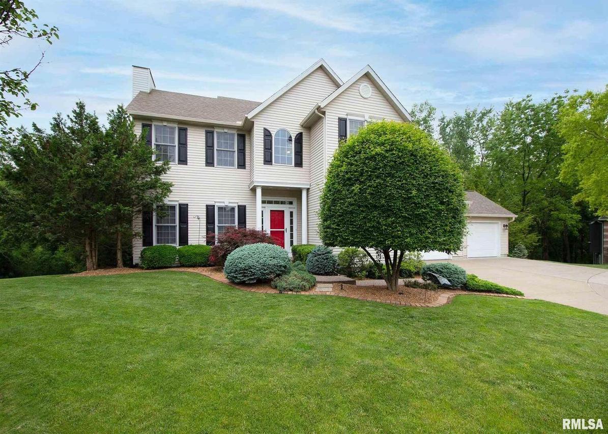 604 E 3rd St., Coal Valley, IL 61240