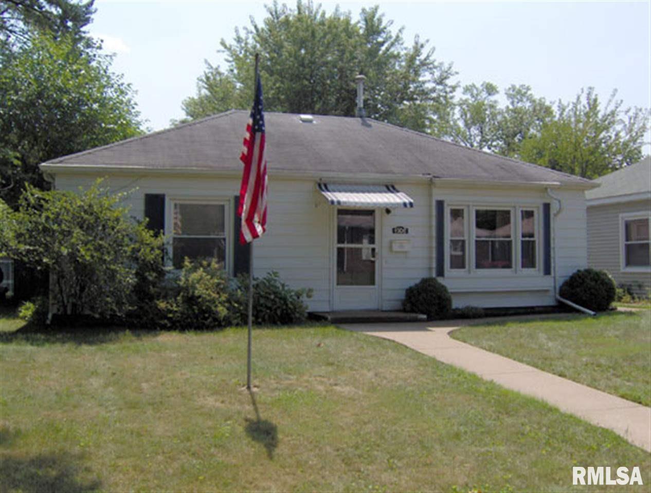 4508 23rd Ave., Rock Island, IL 61201