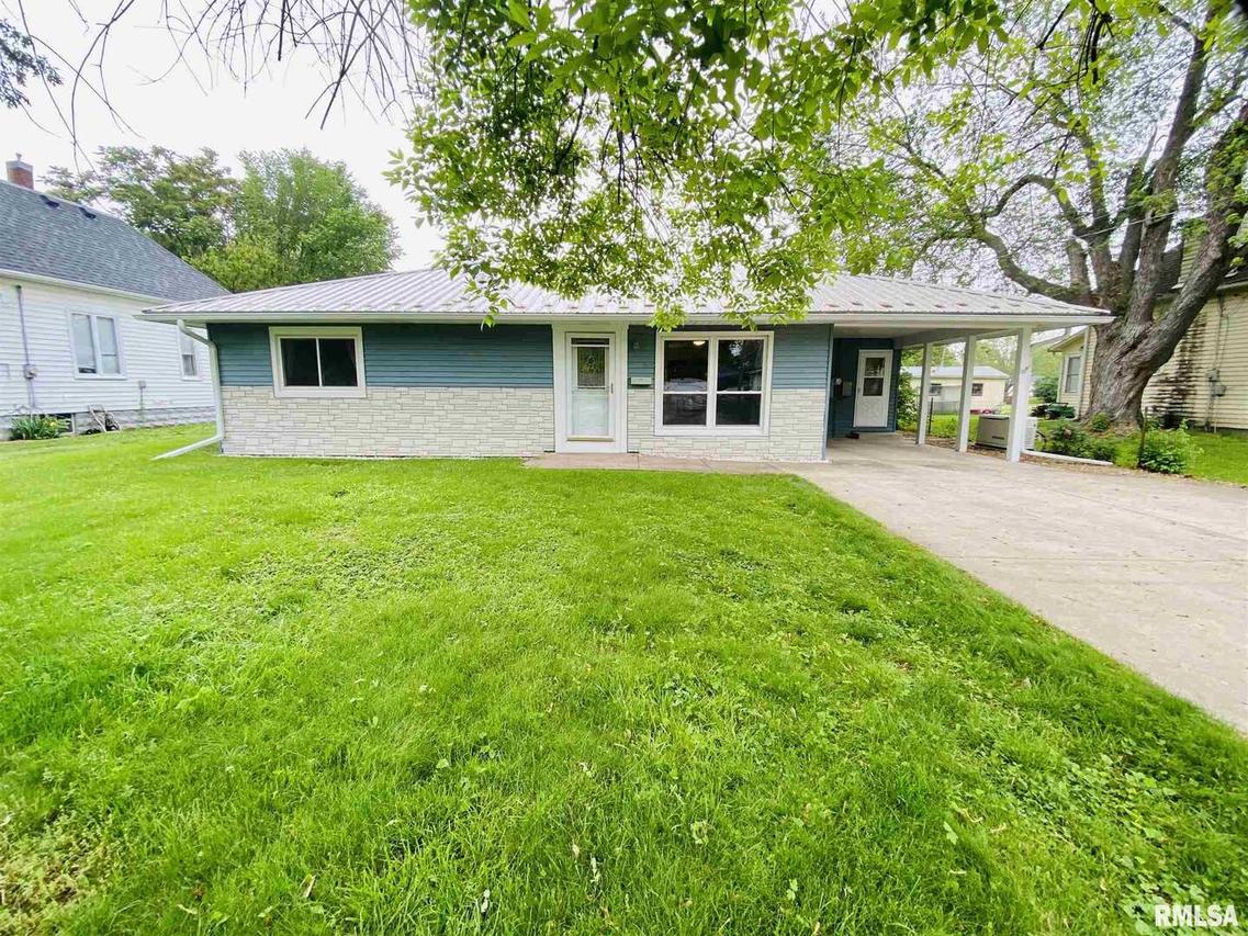 605 NW 3rd St., Aledo, IL 61231