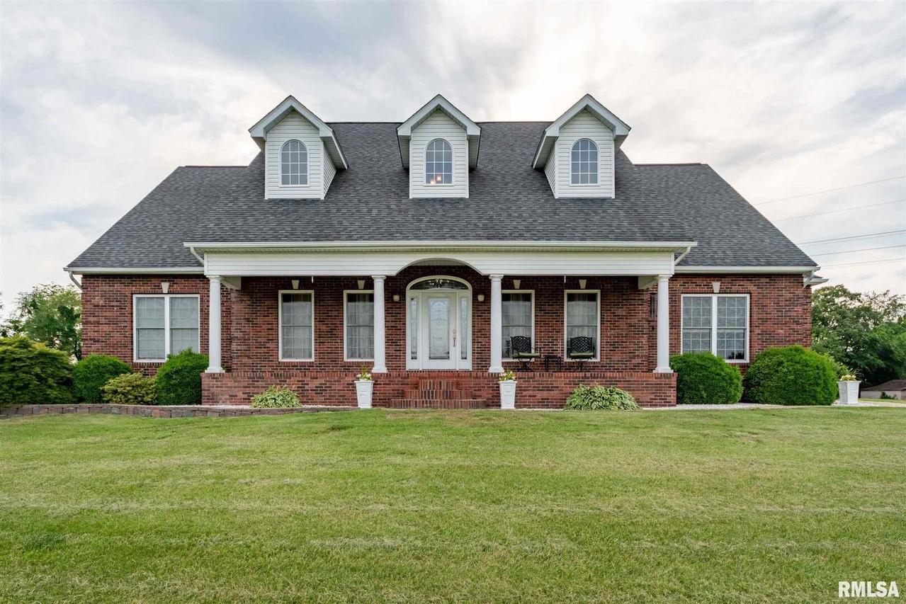 15895 Old Creal Springs Rd., Marion, IL 62959