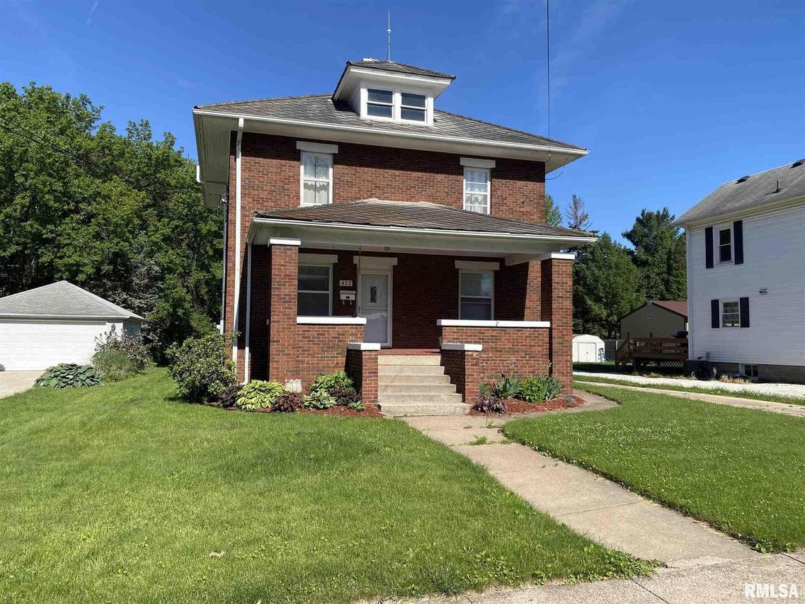 412 S Oakwood Ave., Geneseo, IL 61238