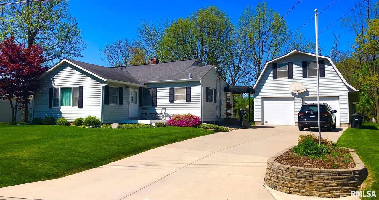 1909 46th St., Moline, IL 61265