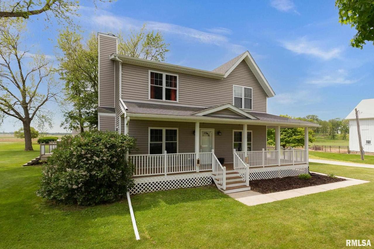 15987 N 2400 Ave., Geneseo, IL 61254