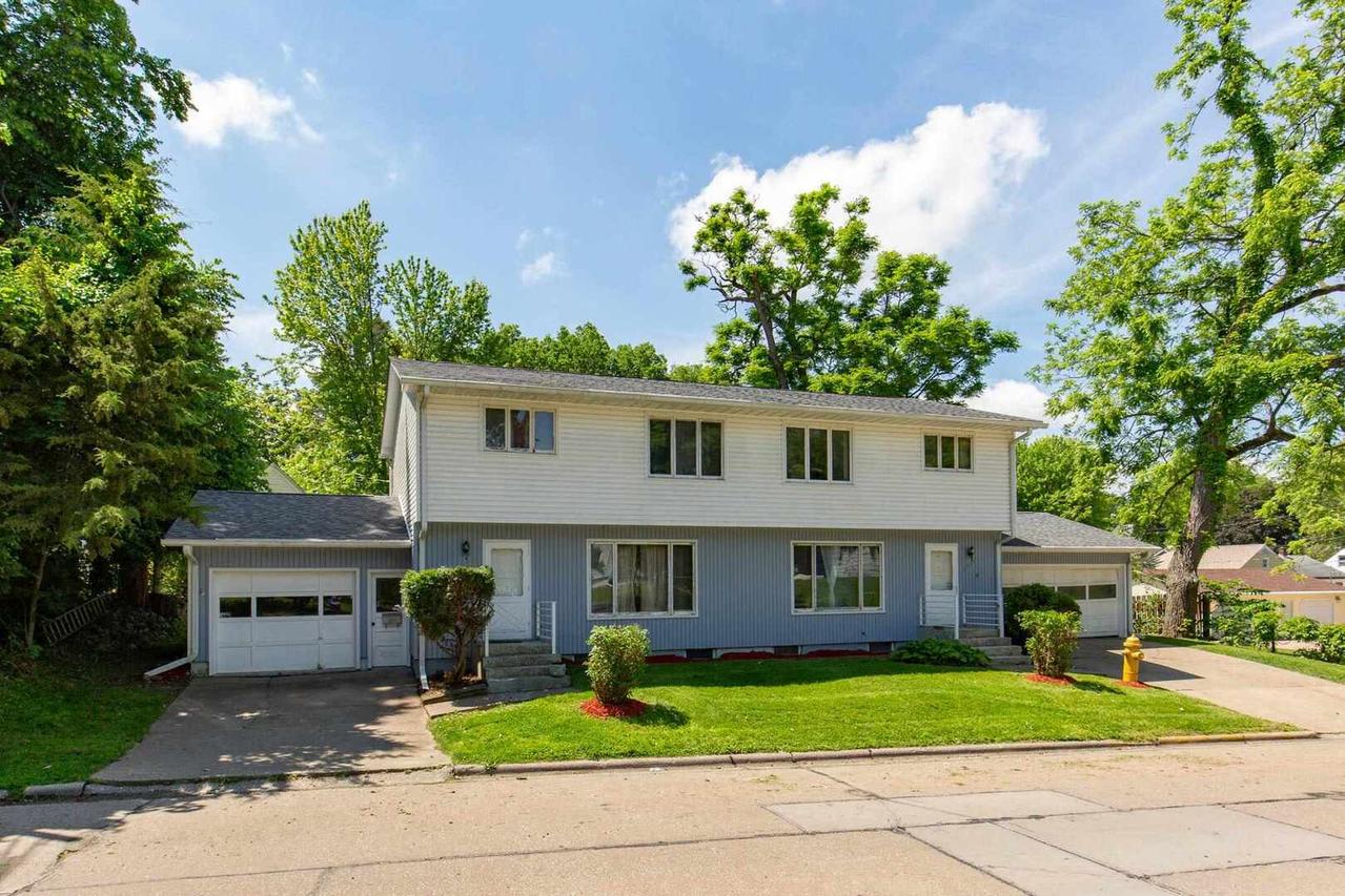 2948-50 14th Ave., Rock Island, IL 61201