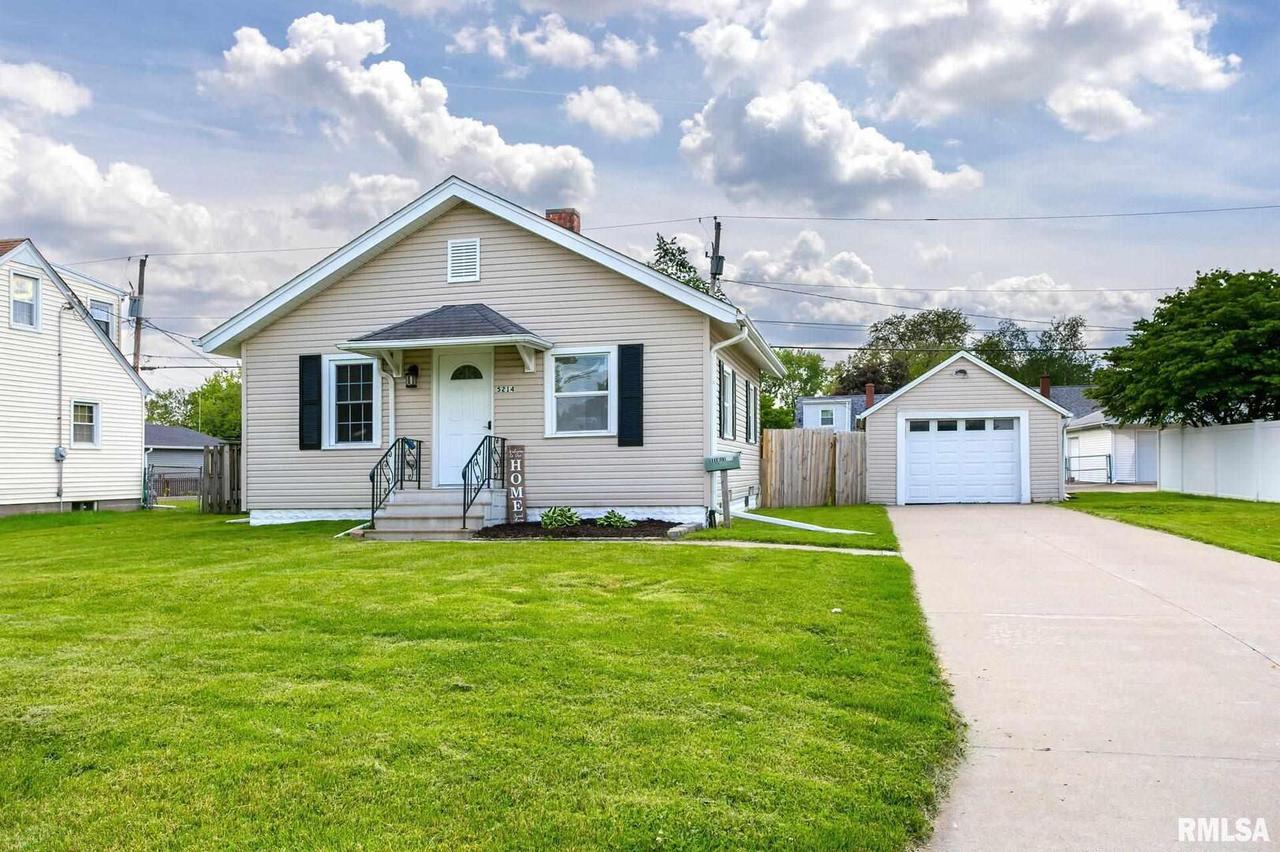 5214 11th Ave., Moline, IL 61265
