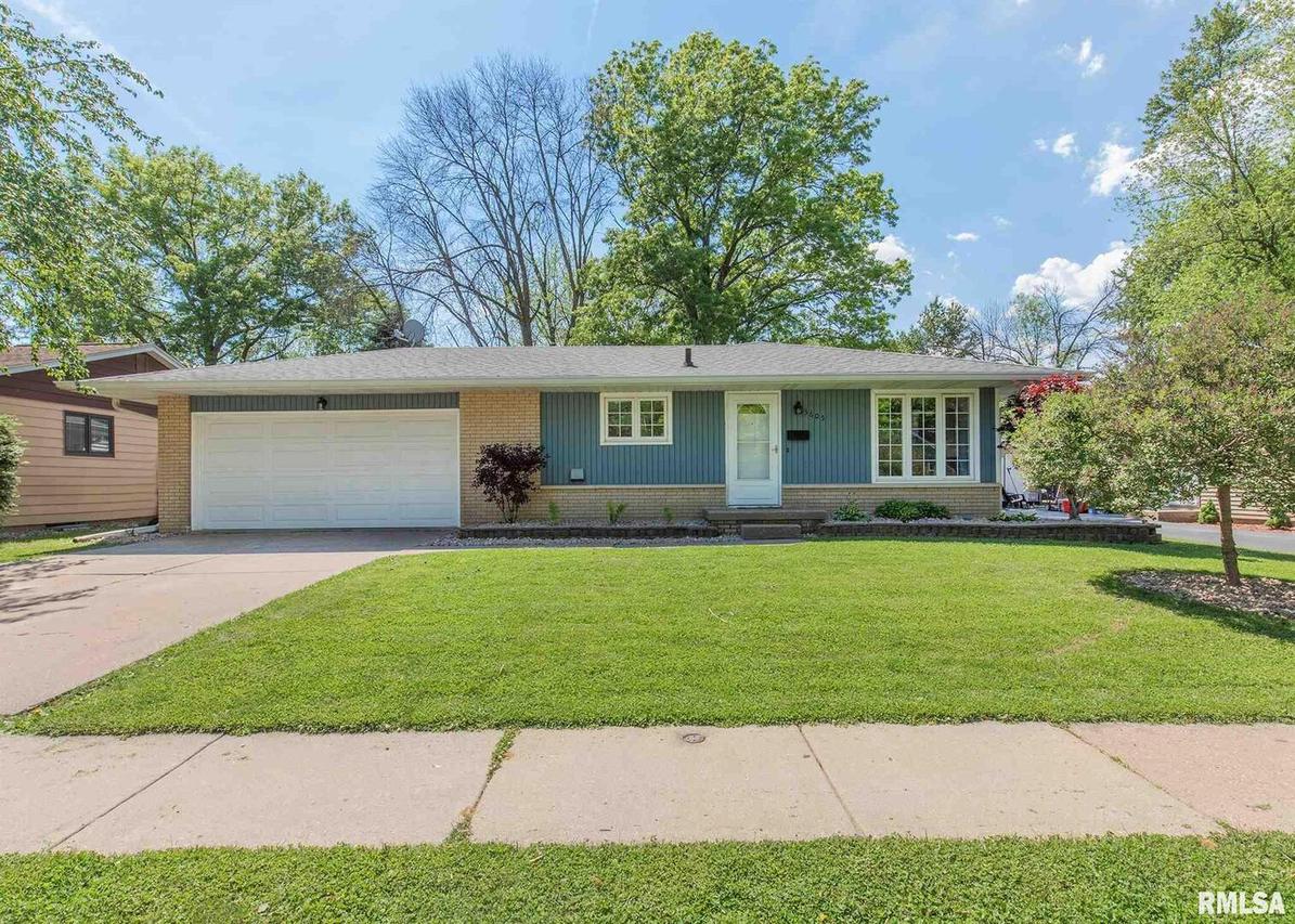 3605 37th St., Moline, IL 61265