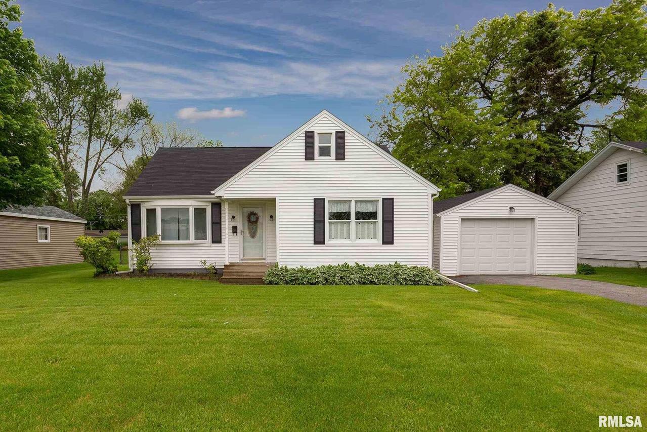 570 Avenue Of The Cities Ave., East Moline, IL 61244