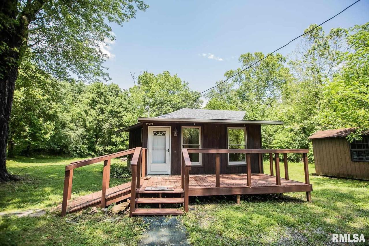 7596 Sequoia Rd., Carbondale, IL 62902