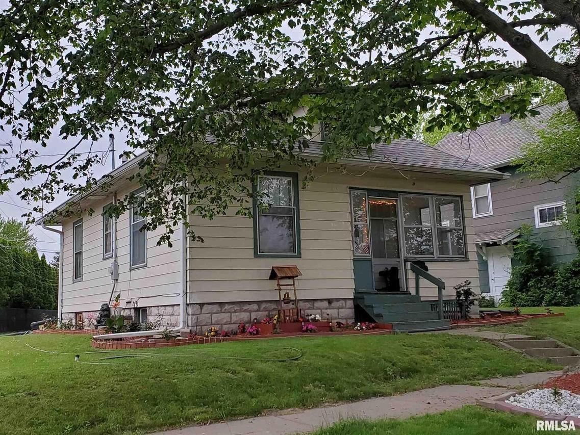 2329 19th St., Moline, IL 61265