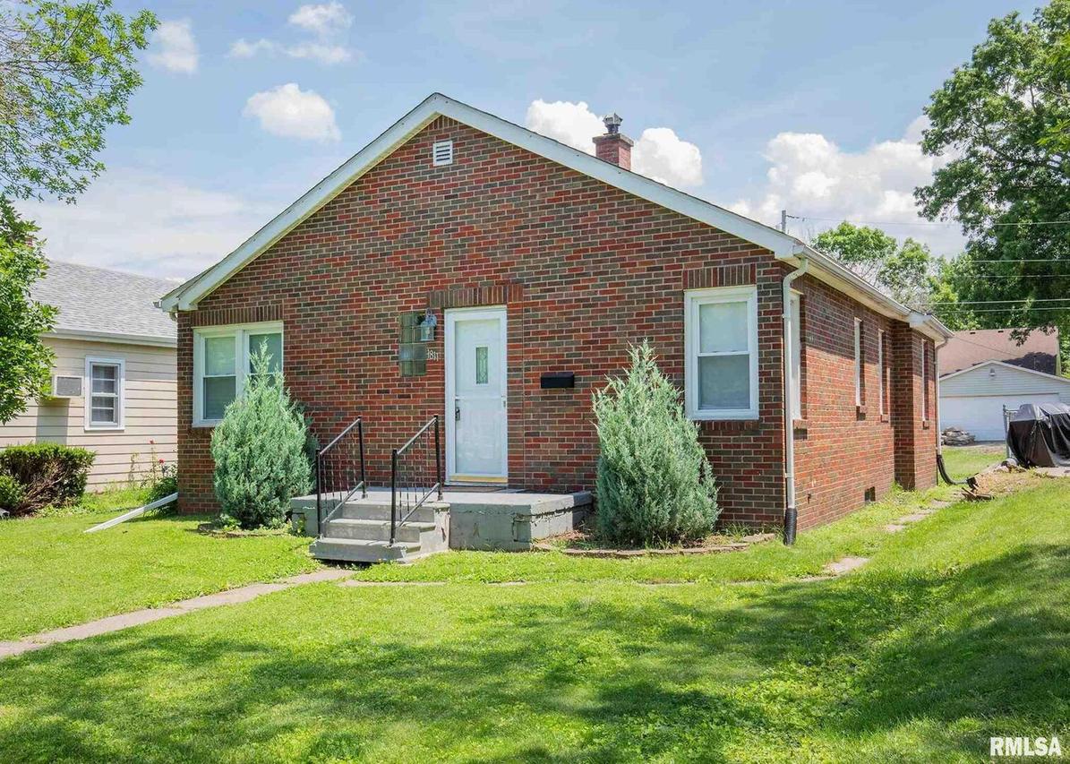 1811 40th St., Rock Island, IL 61201