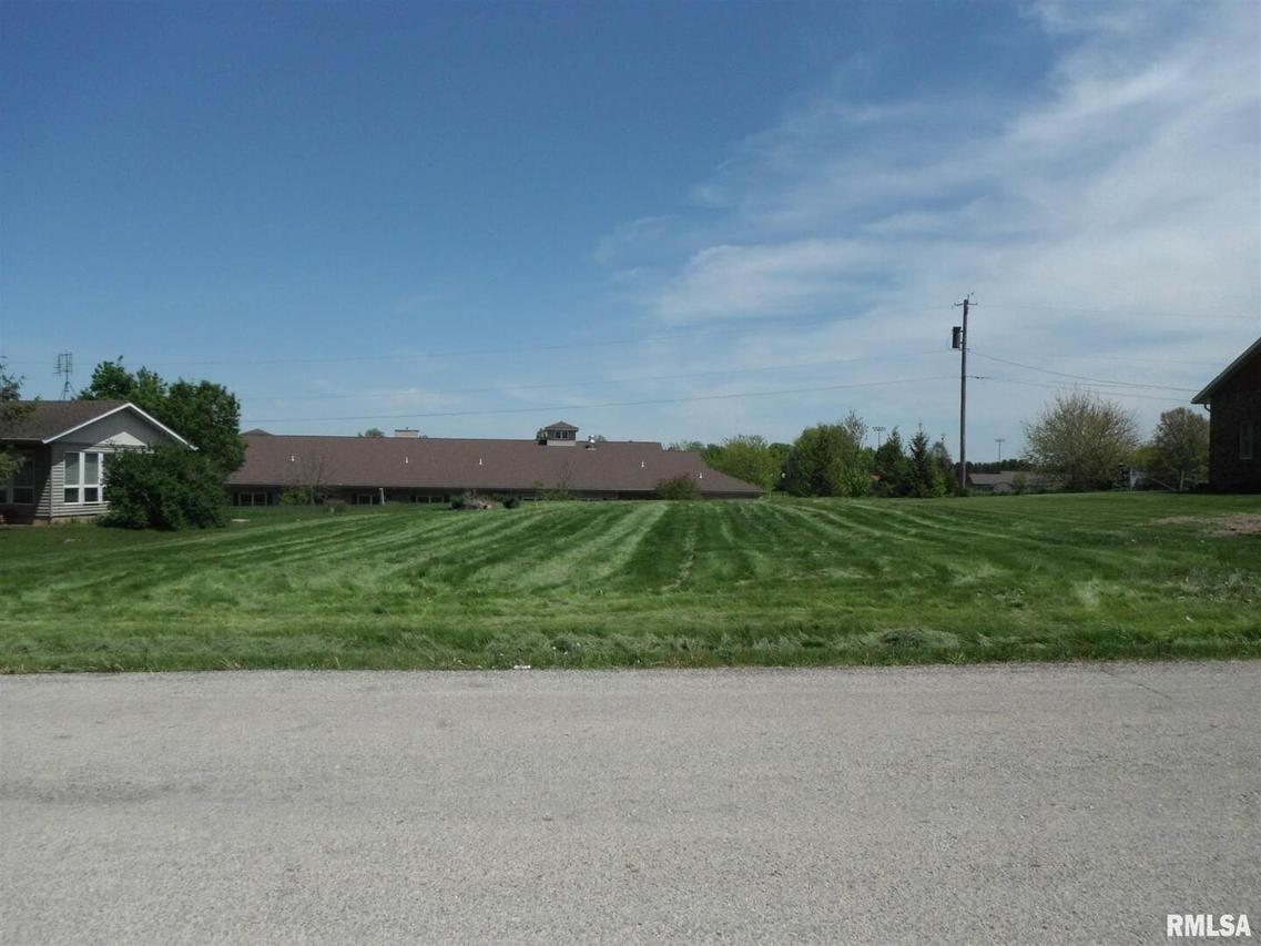 1203 NW 5th Ave., Galva, IL 61434