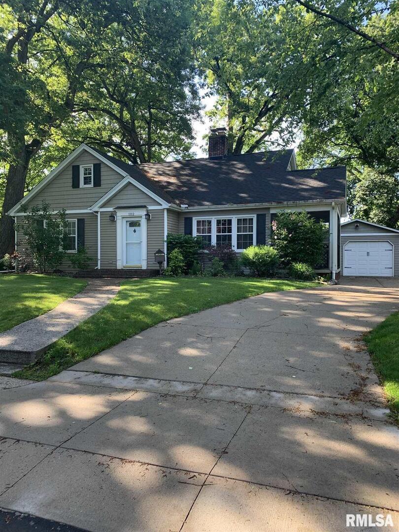 1112 20th Ave., East Moline, IL 61244