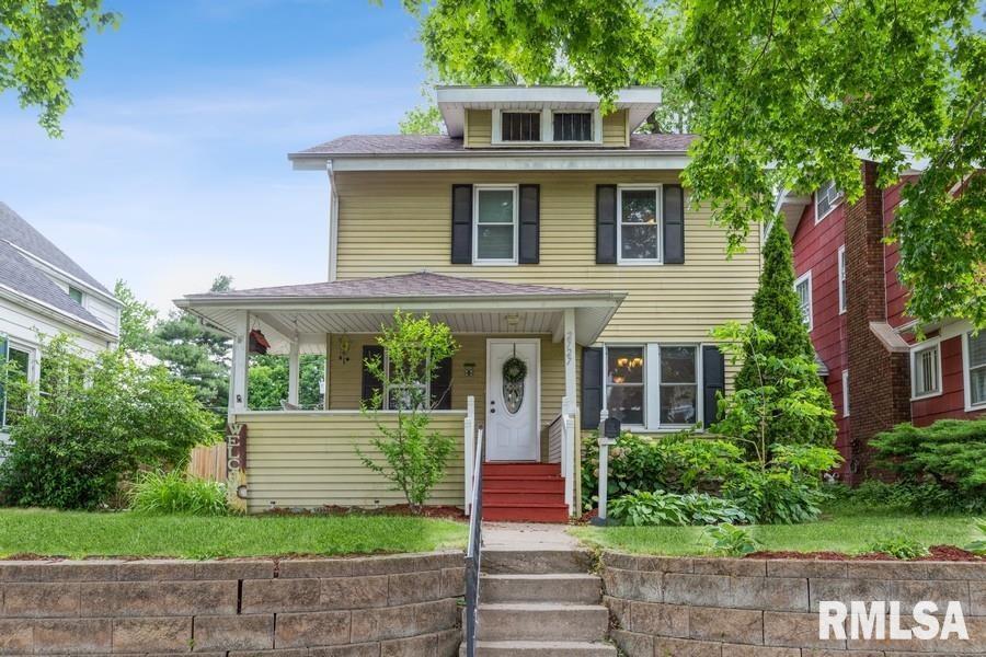 2727 14th Ave., Moline, IL 61265