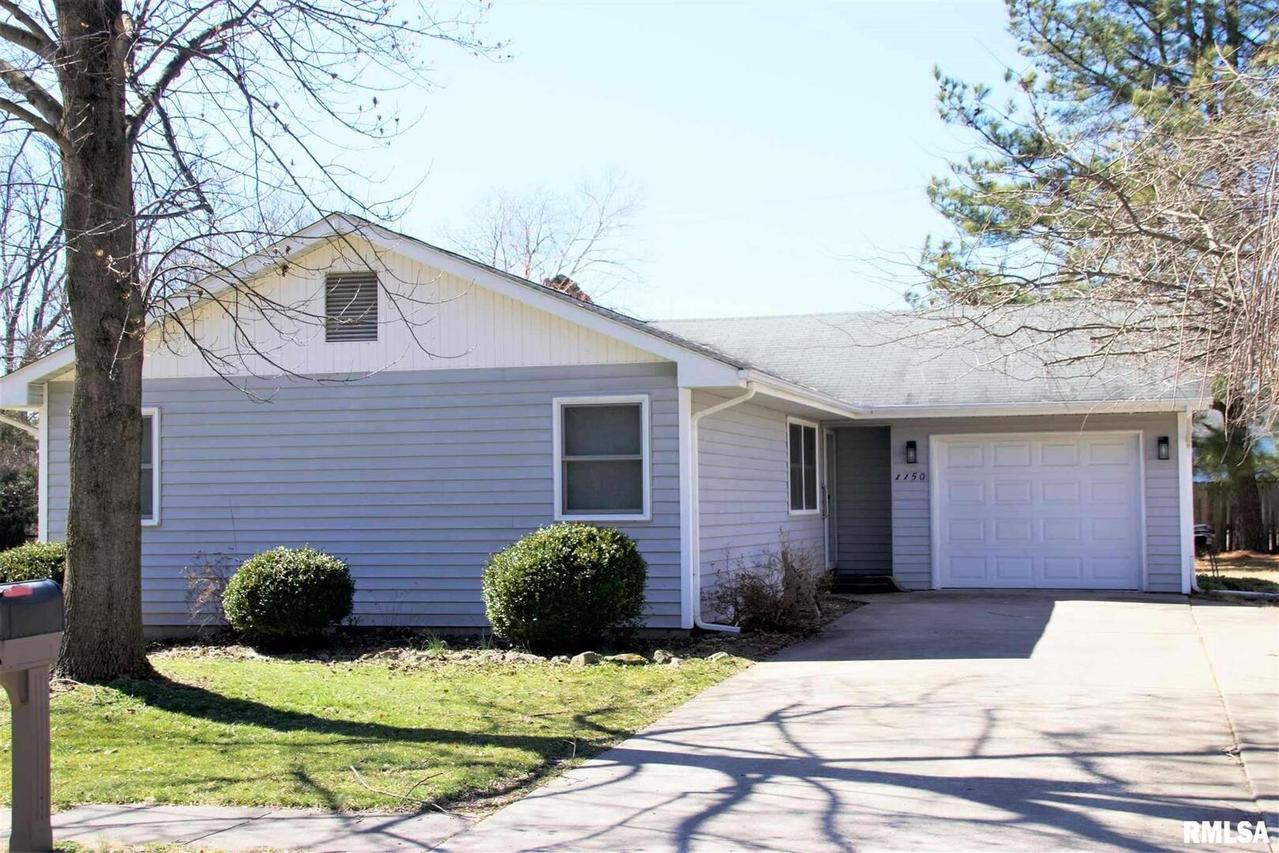 1150 S Morningside Dr., Carbondale, IL 62901