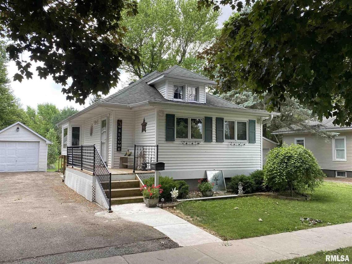 321 W South St., Cambridge, IL 61238
