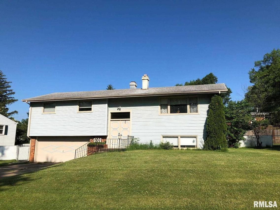 3508 22nd St., Rock Island, IL 61201