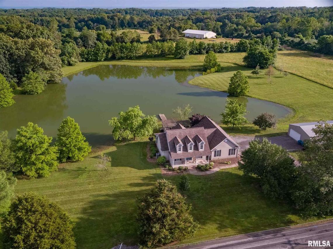 19503 Shed Church Rd., Marion, IL 62959