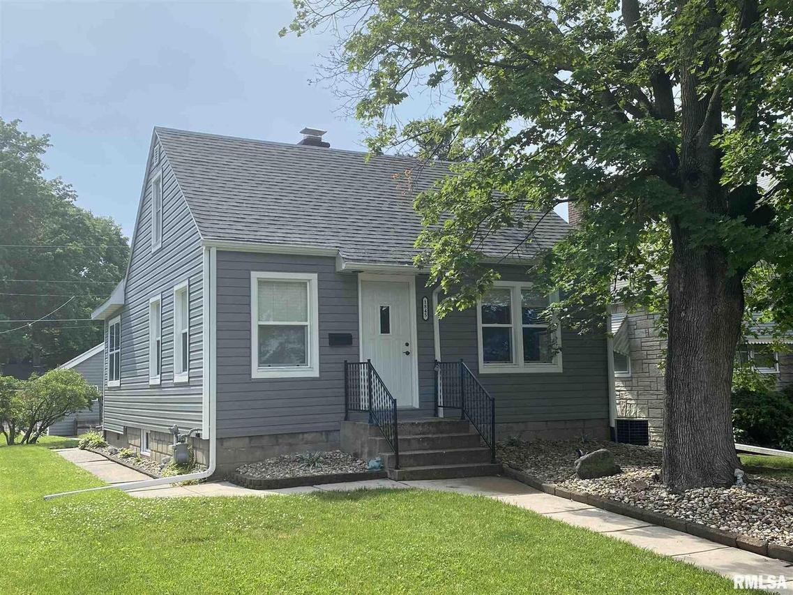 1845 30th St., Moline, IL 61265