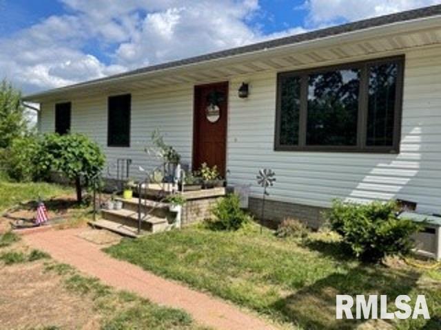 10017 Lyman Rd., Erie, IL 61250