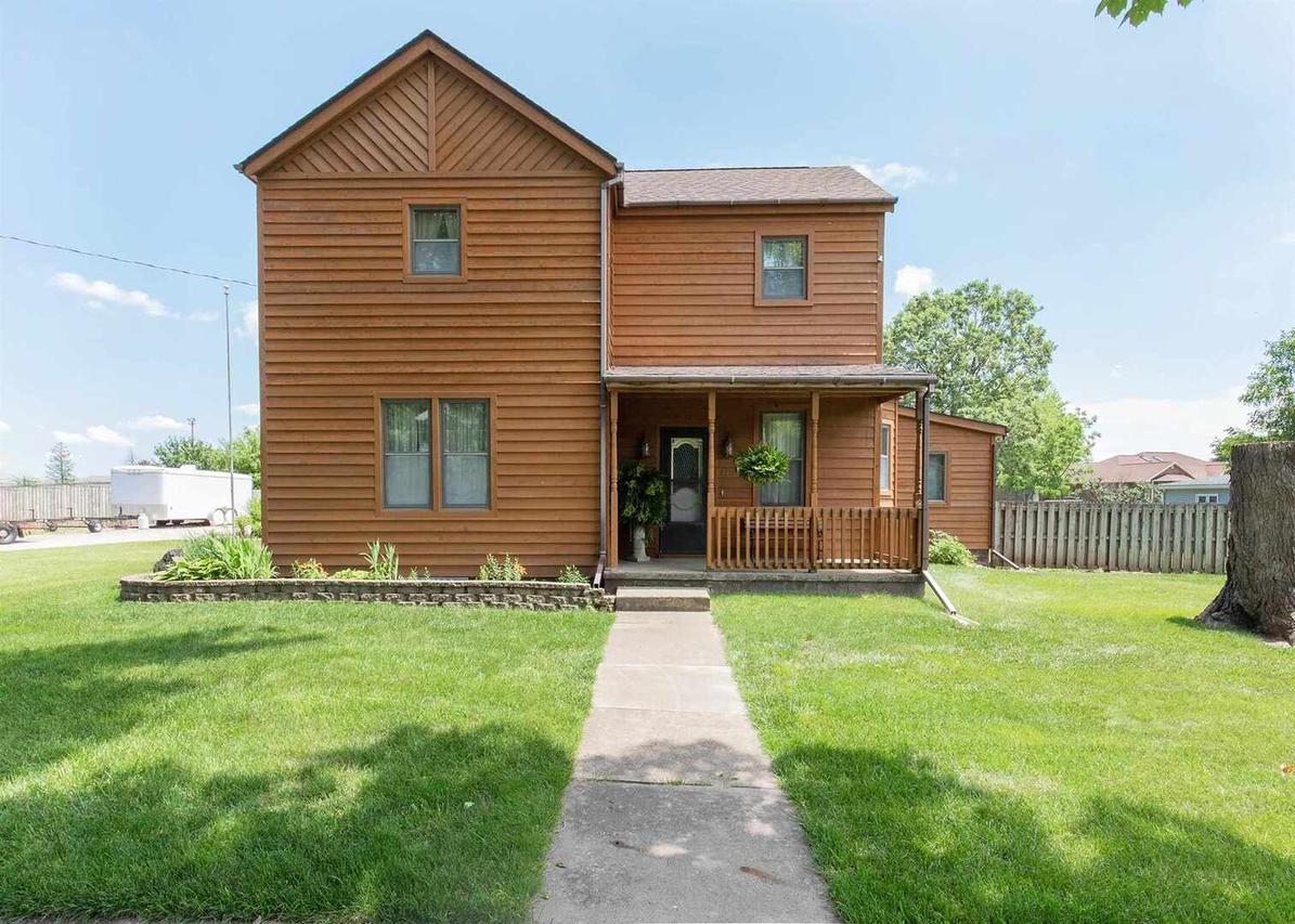 410 N Williams St., Reynolds, IL 61279