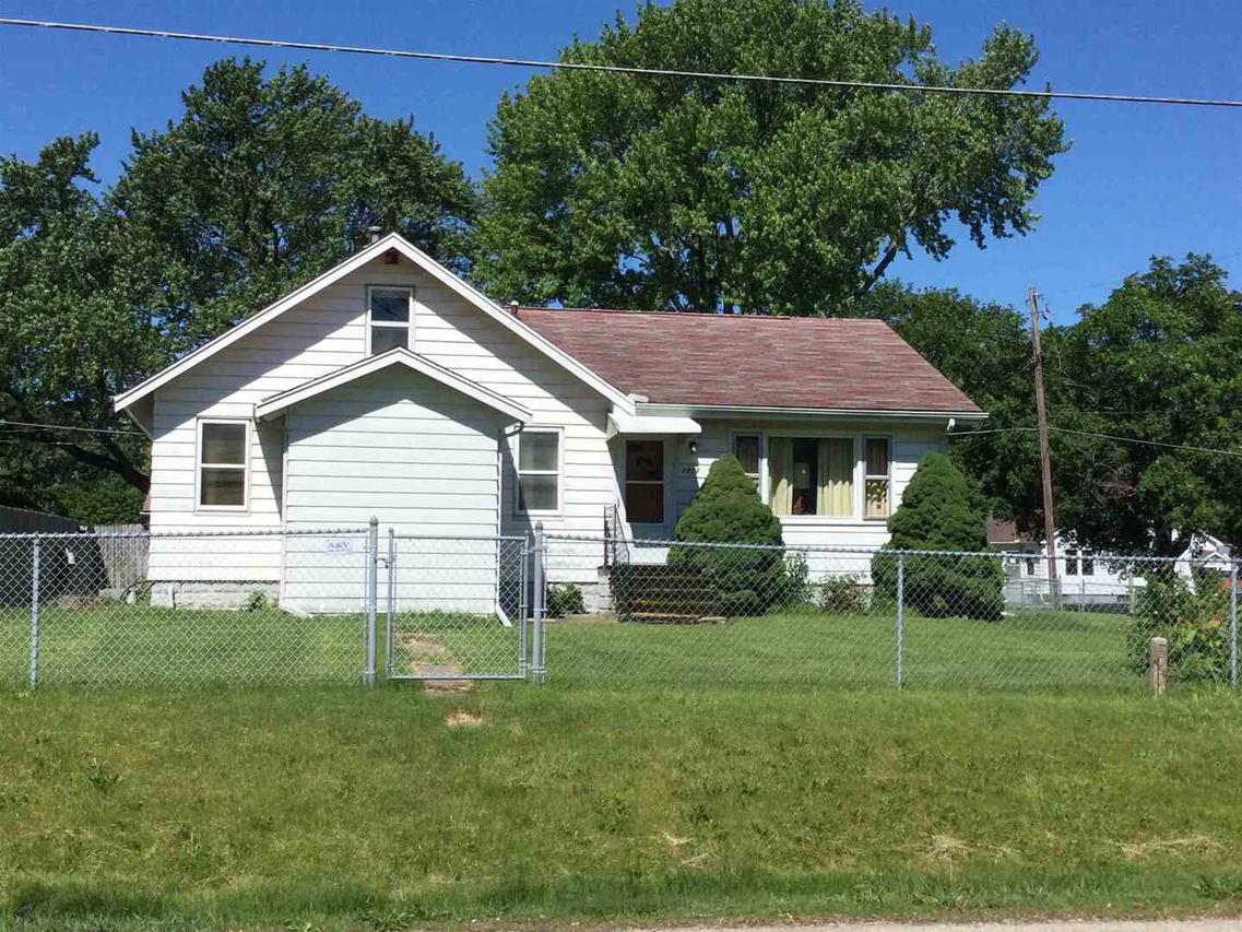 2803 19th St., East Moline, IL 61244