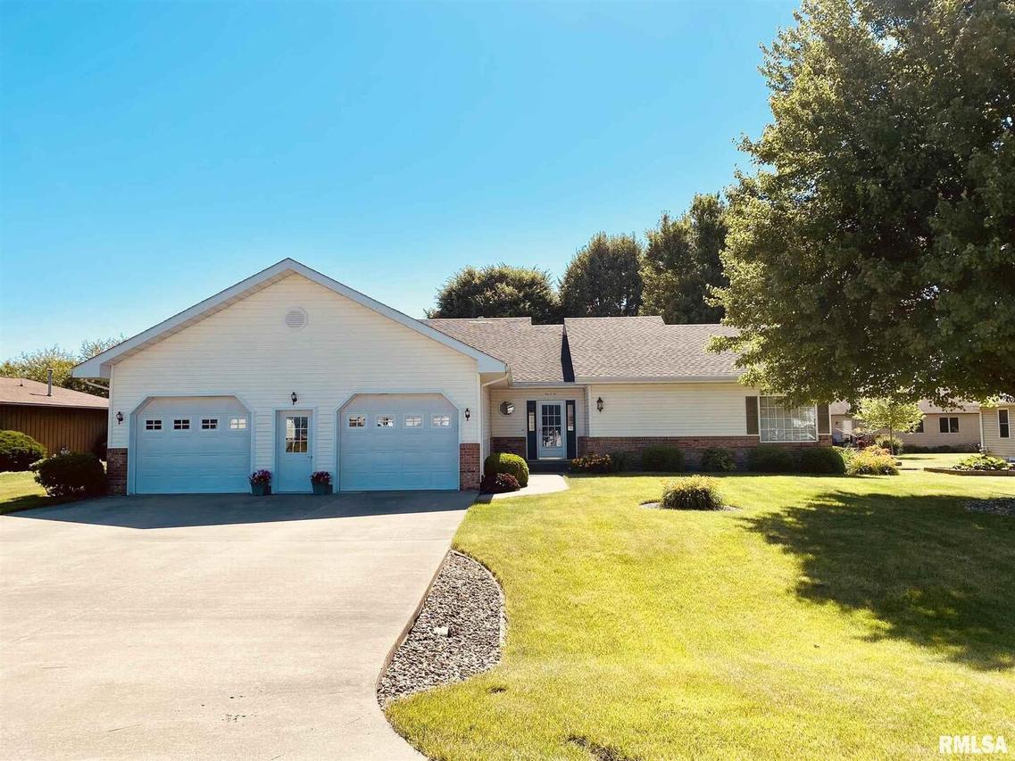 906 SW 11th Ave., Aledo, IL 61231